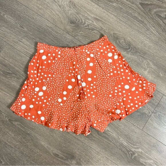 The Fifth Label Peppers Short Rust Pebble Red Crepe Ruffles high rise Medium - Picture 11 of 13